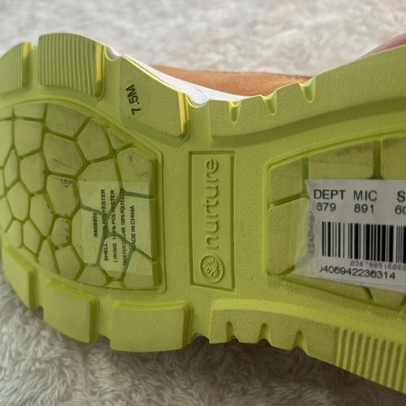 NWT Nurture the Rainier Sz 7.5 Tan Two-Tone Suede High Top Cold Weather Booties - Picture 16 of 16